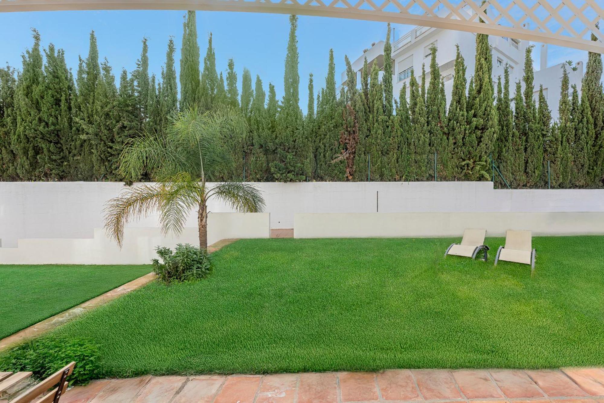 Dolmen Group- Jardines Andalucia Banus Séjour chez l'habitant *