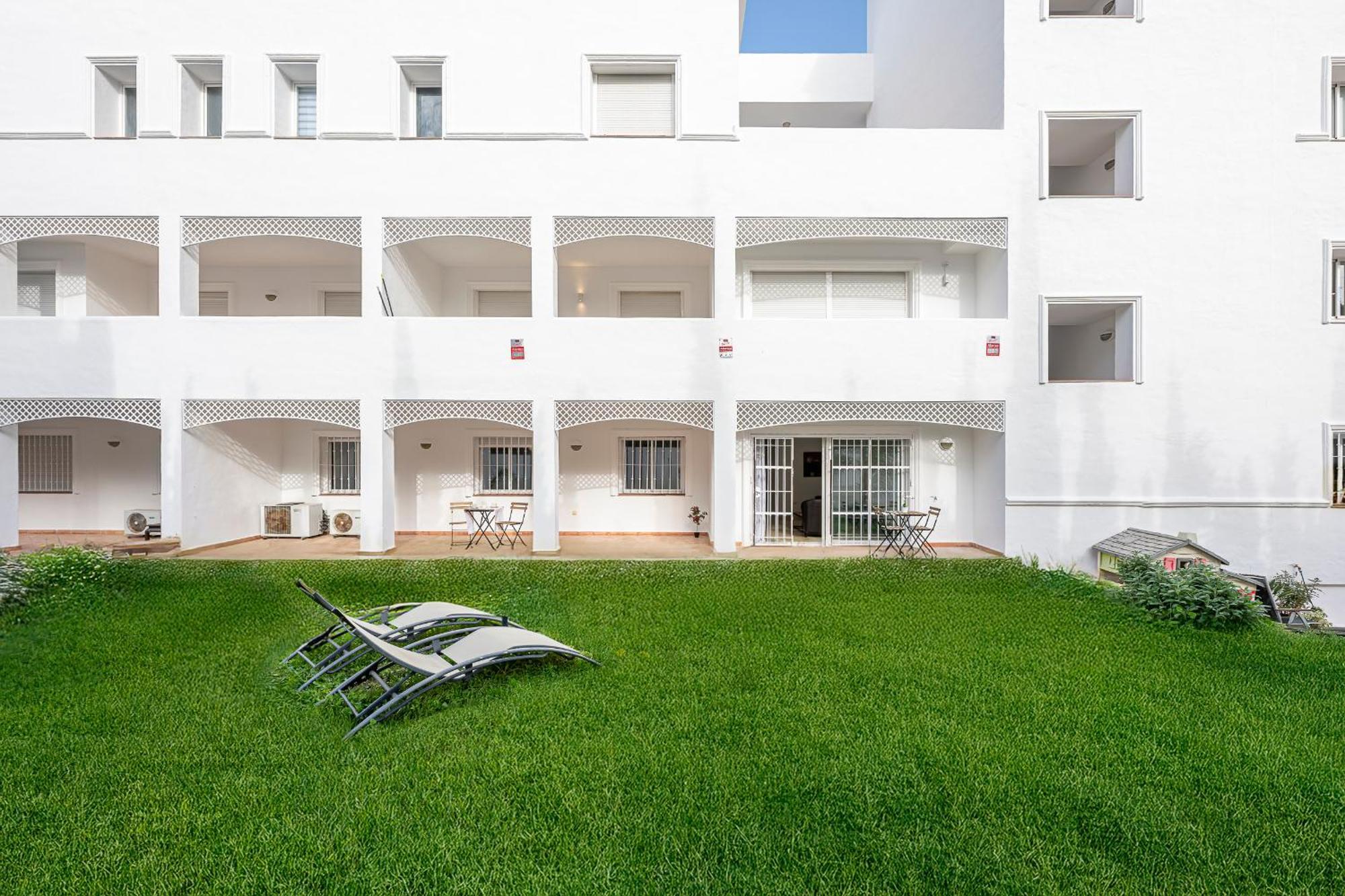 Dolmen Group- Jardines Andalucia Banus Marbellac